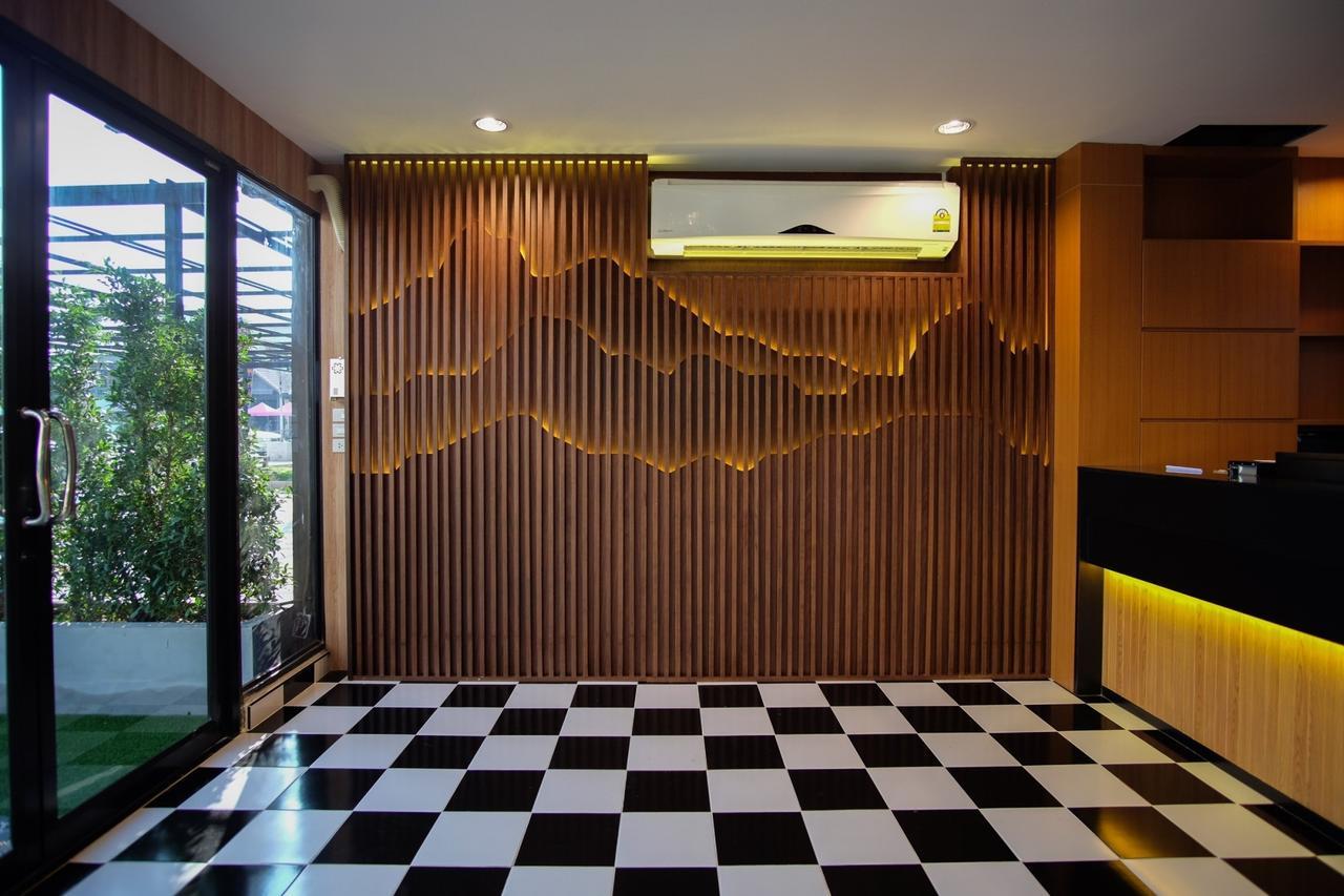 The O-Zone Airport Inn Bangkok Esterno foto