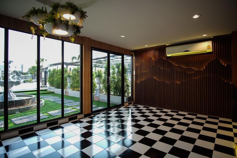 The O-Zone Airport Inn Bangkok Esterno foto